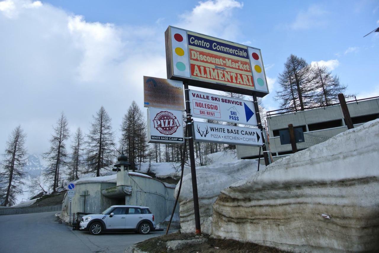 Complesso I Dadi - Residence Cielo Alto - Alberto 21 ブレウイル・チェルヴィナイア エクステリア 写真