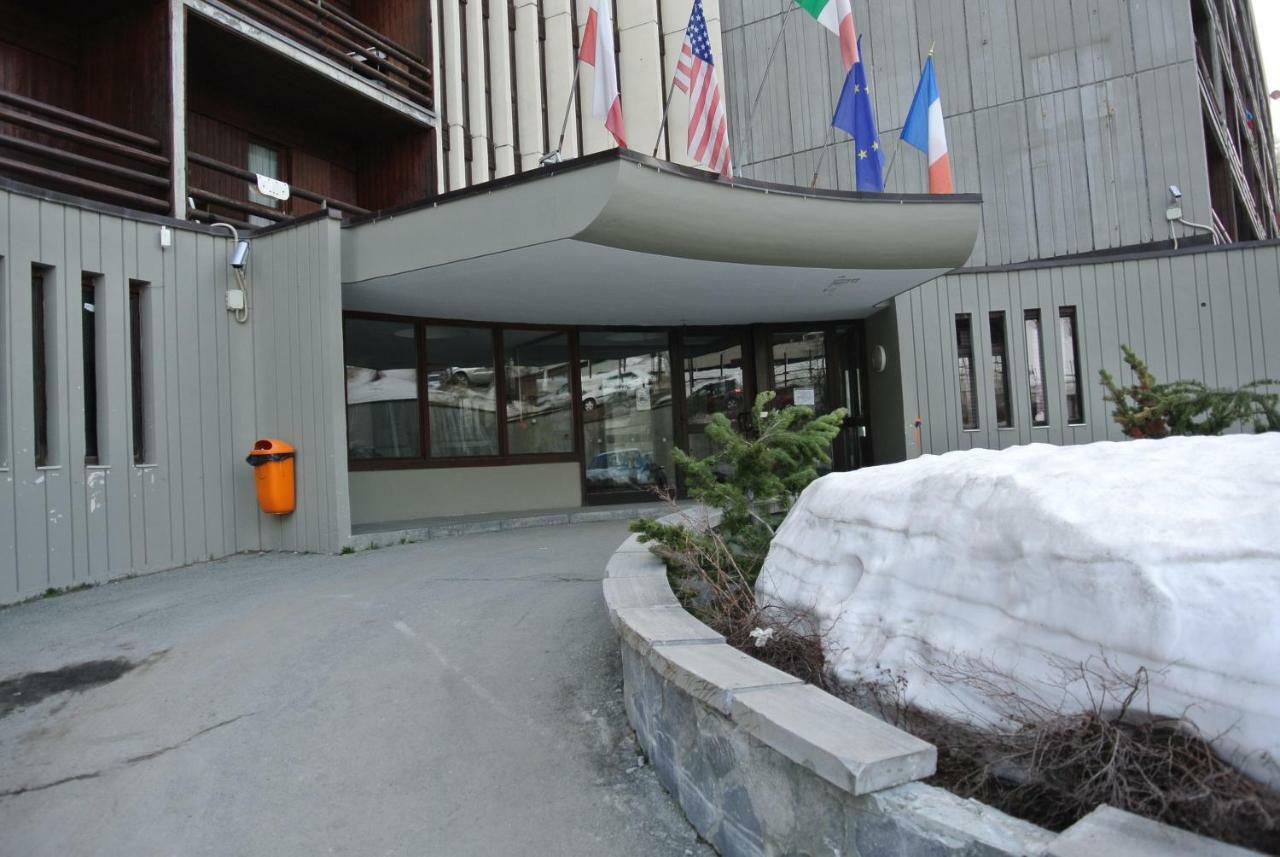 Complesso I Dadi - Residence Cielo Alto - Alberto 21 ブレウイル・チェルヴィナイア エクステリア 写真