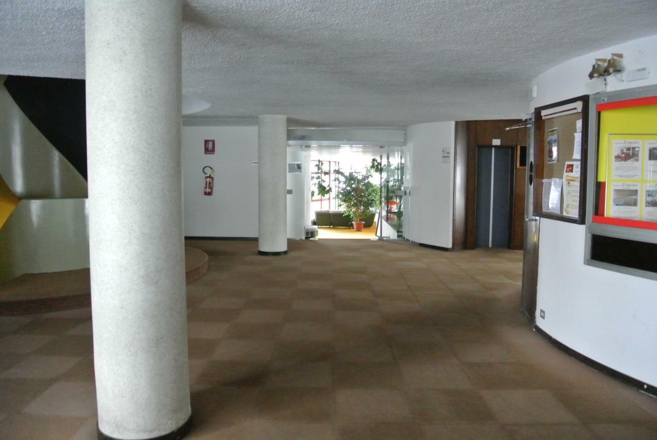 Complesso I Dadi - Residence Cielo Alto - Alberto 21 ブレウイル・チェルヴィナイア エクステリア 写真